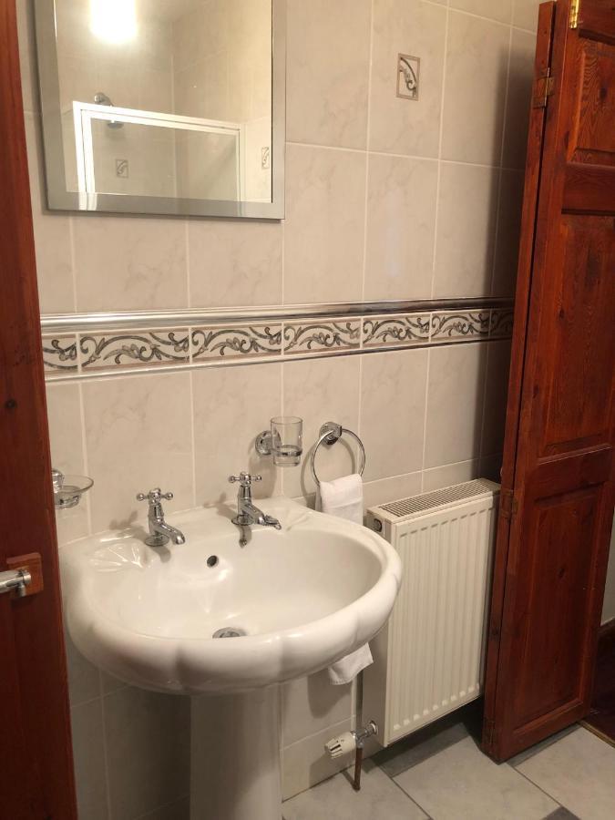 Executive Serviced Apartments 1 弗福尔 外观 照片